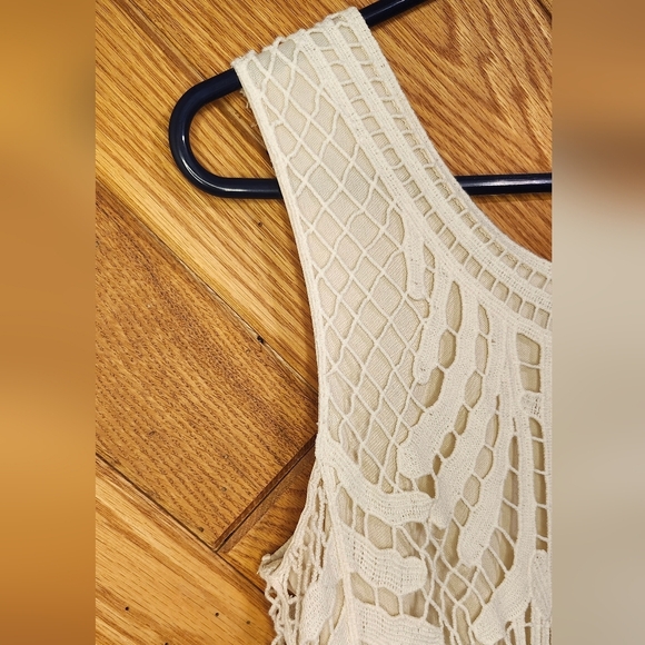 Christopher and Banks cream lace tank top size medium - Picture 8 of 10